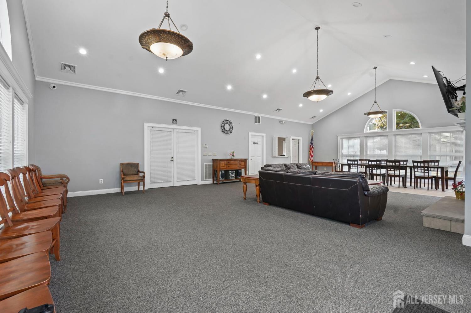 6083 Cedar Court South Brunswick NJ 08852