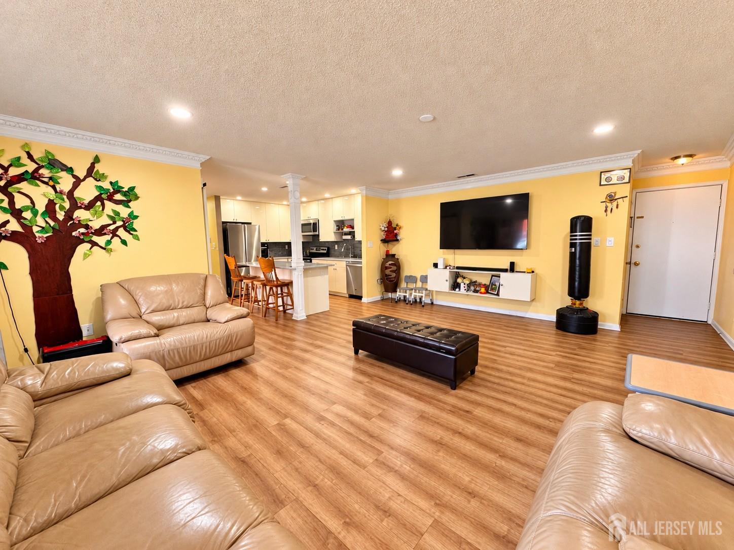 8607 Tamarron Drive Plainsboro NJ 08536