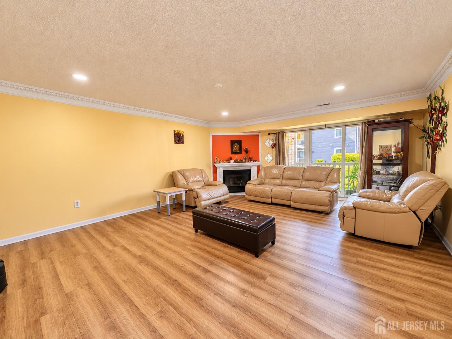 8607 Tamarron Drive Plainsboro NJ 08536