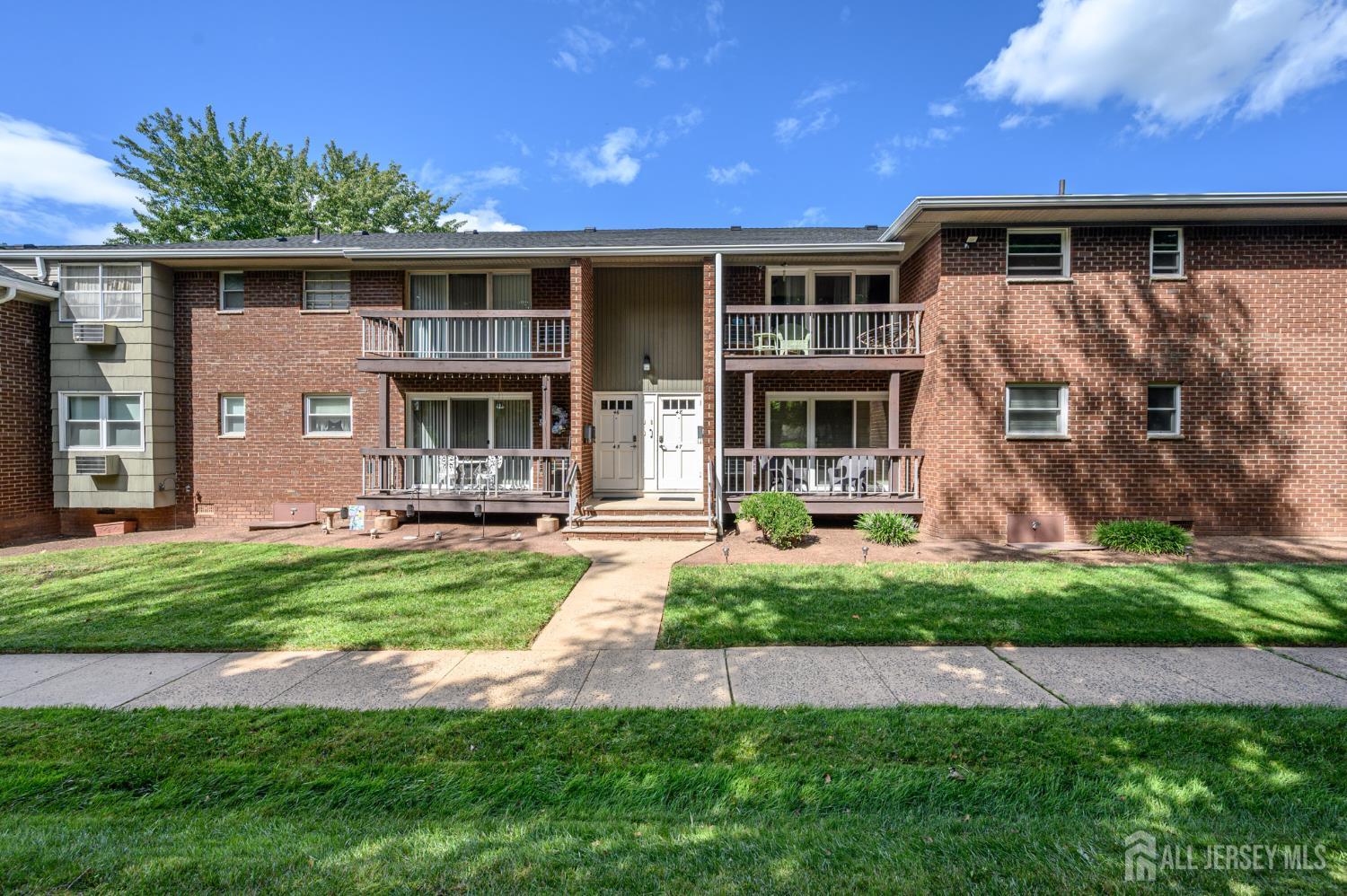18 Deanna Drive Hillsborough NJ 08844