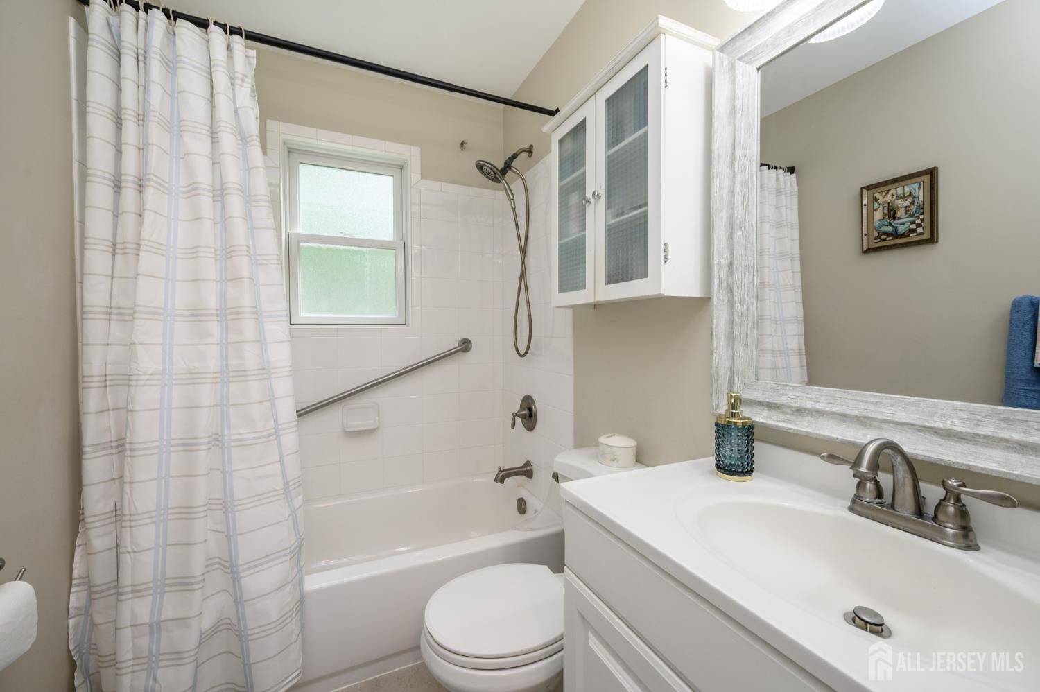 18 Deanna Drive Hillsborough NJ 08844