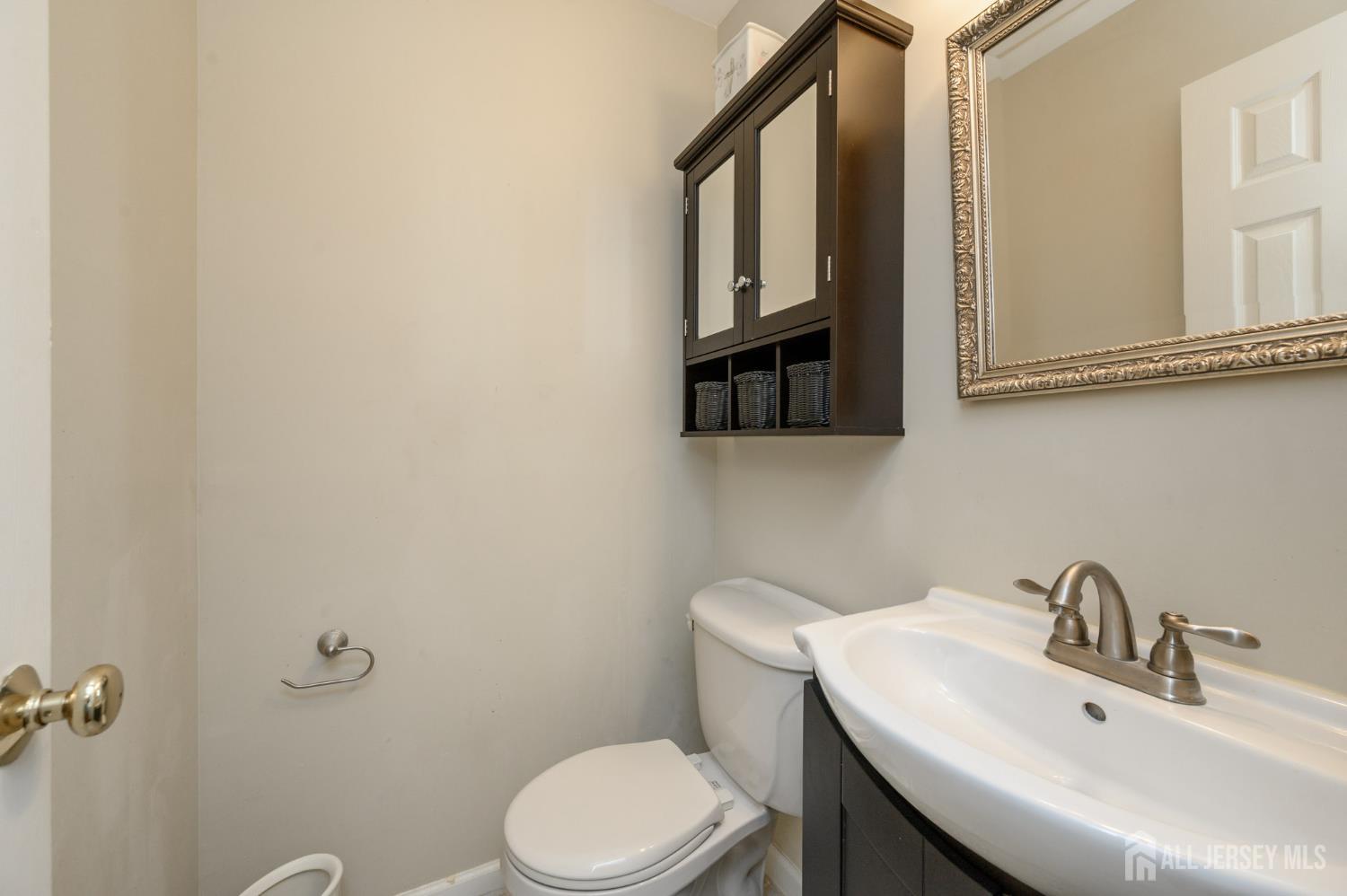 18 Deanna Drive Hillsborough NJ 08844
