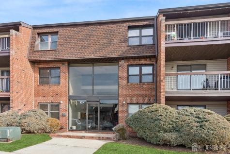 124 Beverly Hill Terrace Woodbridge Proper NJ 07095