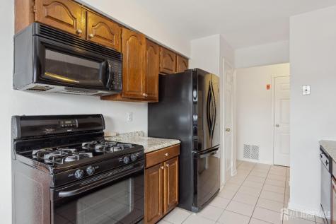 124 Beverly Hill Terrace Woodbridge Proper NJ 07095