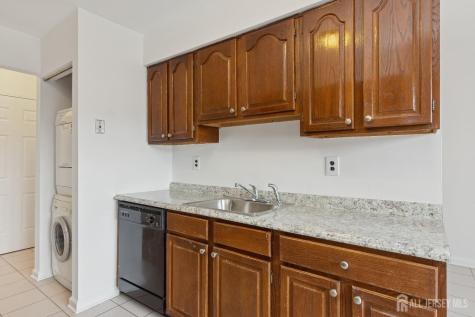 124 Beverly Hill Terrace Woodbridge Proper NJ 07095