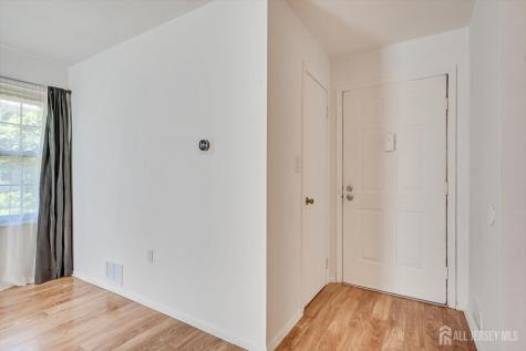 294 Hatfield Lane East Brunswick NJ 08816