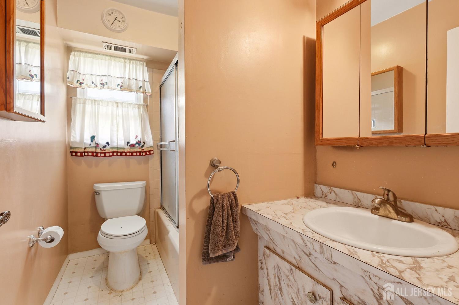 76 Haven Drive Old Bridge NJ 08867