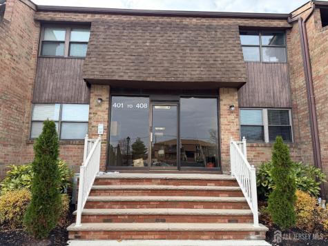 401 Sharon Garden Court Woodbridge Proper NJ 07095