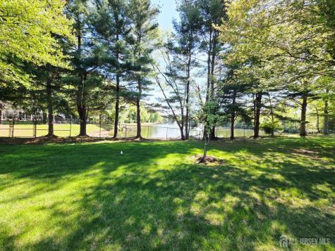 631 Yale Way Monroe NJ 08831