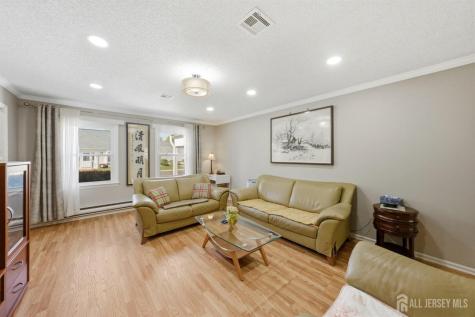 631 Yale Way Monroe NJ 08831