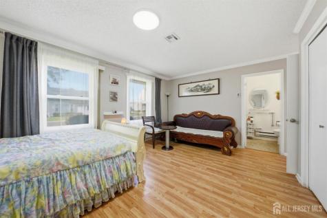 631 Yale Way Monroe NJ 08831