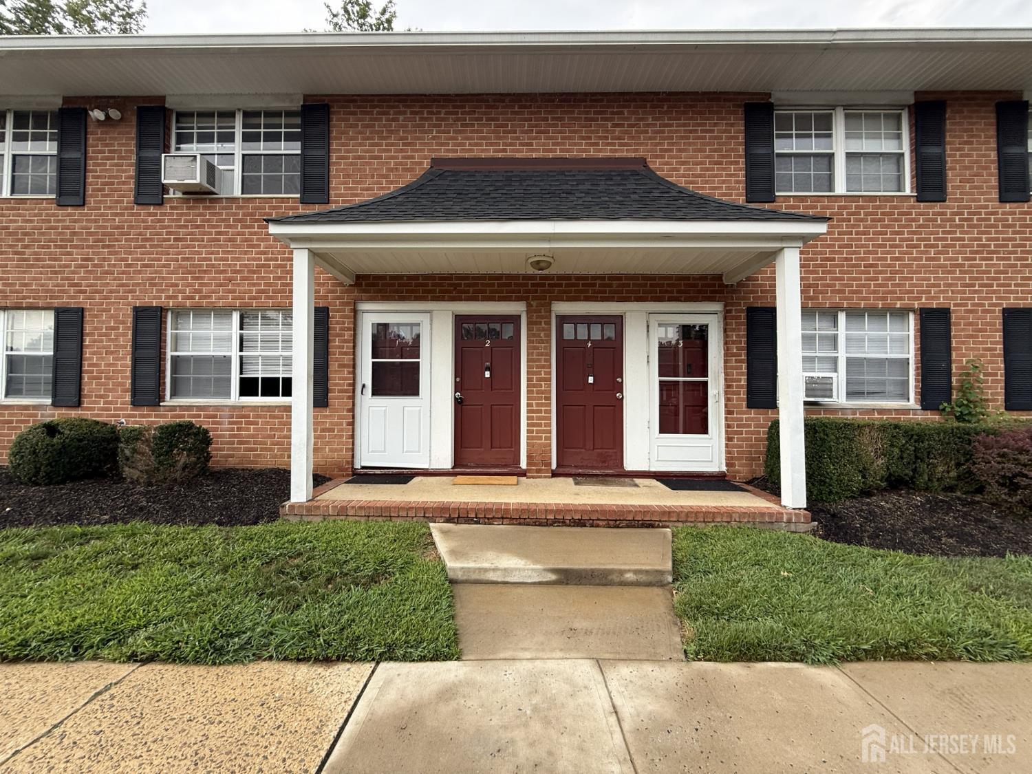 54 Garden View Terrace East Windsor NJ 08520