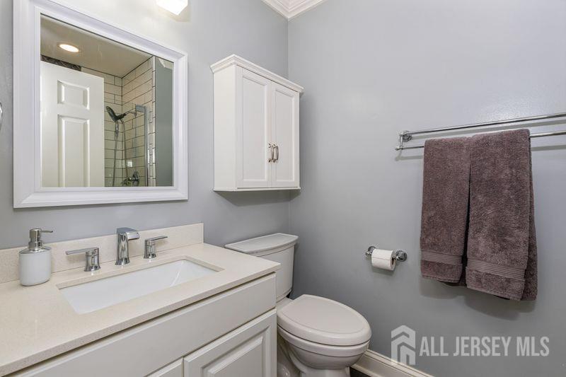 4 Heritage Square Sayreville NJ 08872
