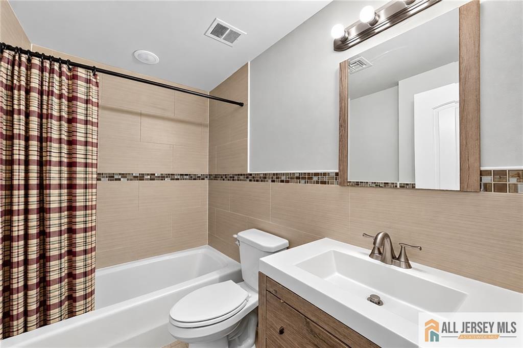 174 Portland Lane Monroe NJ 08831