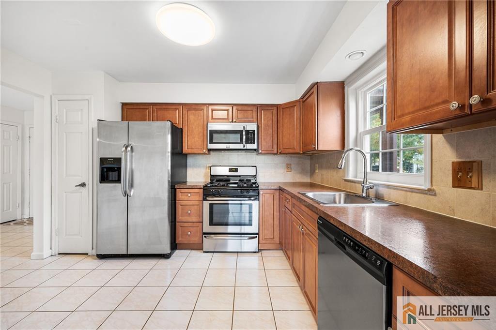 16 Andrew Johnson Drive Monroe NJ 08831