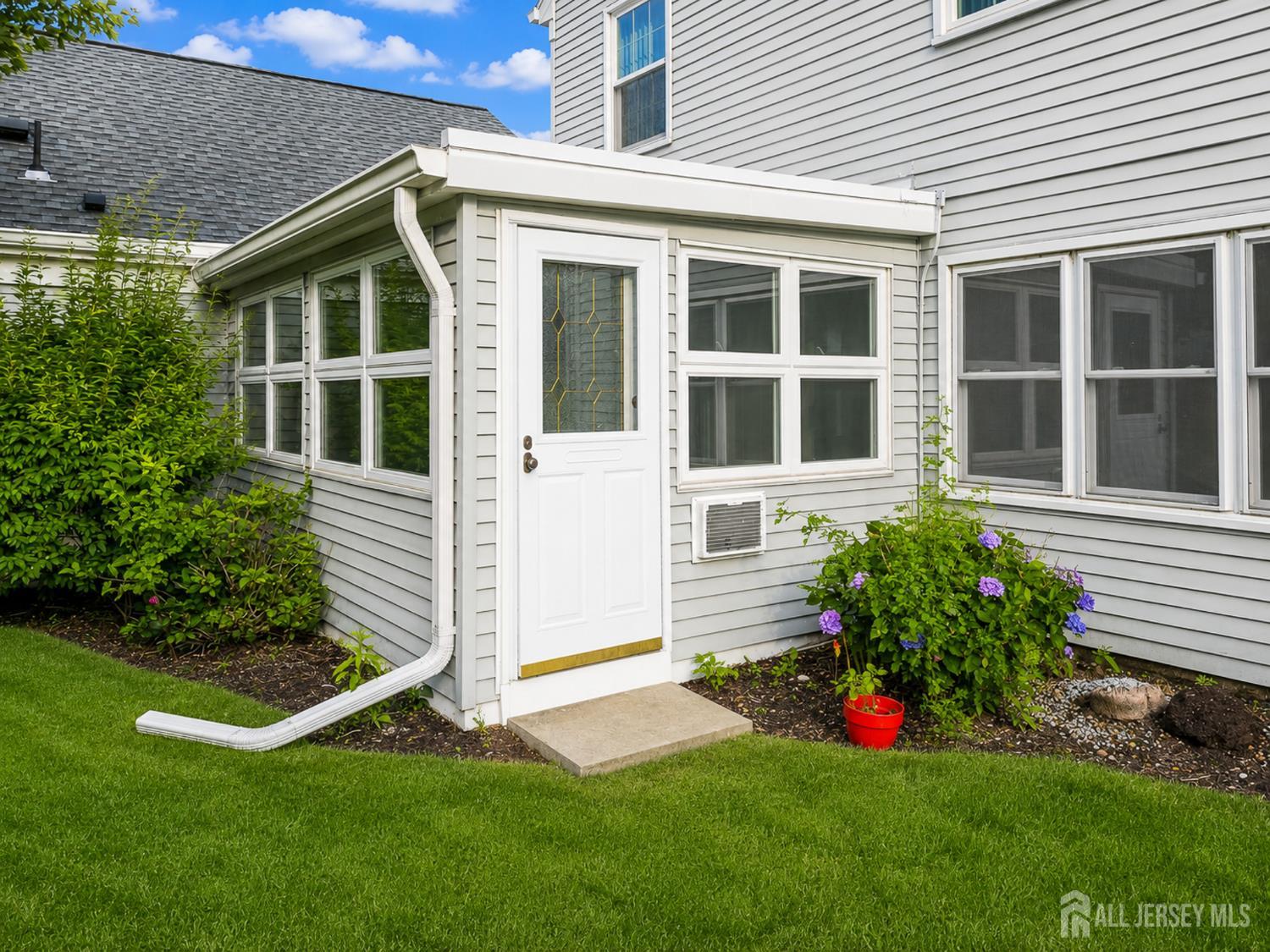 461-B Revere Way Monroe NJ 08831