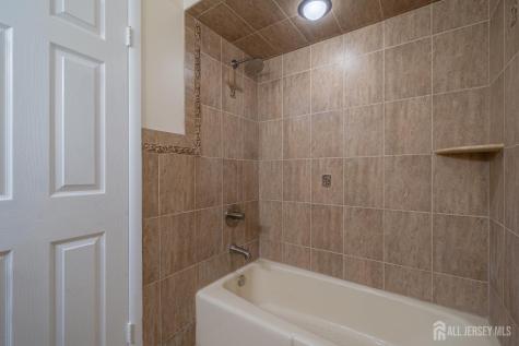 127 Oakmont Court Edison NJ 08820