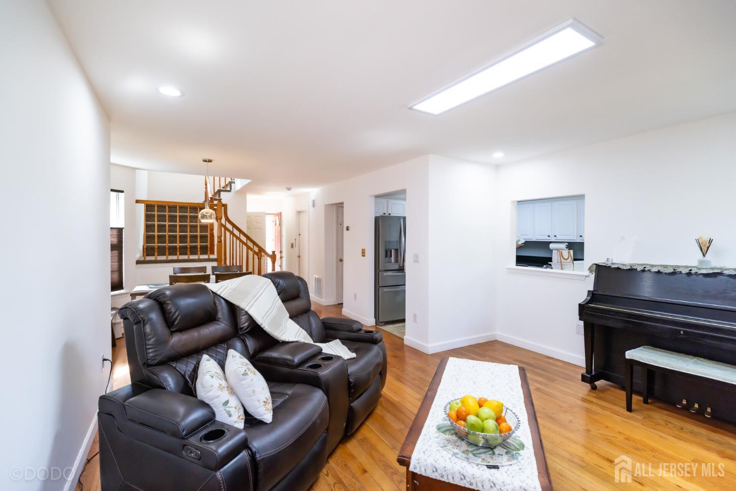 86 Gordon Avenue Lawrence NJ 08648