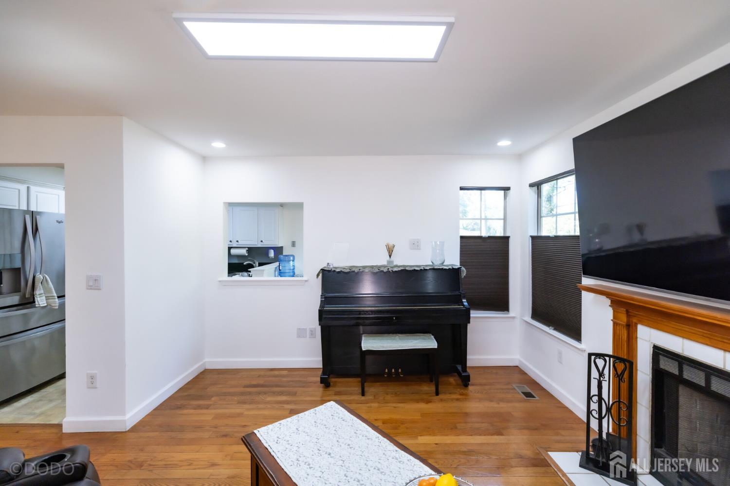 86 Gordon Avenue Lawrence NJ 08648