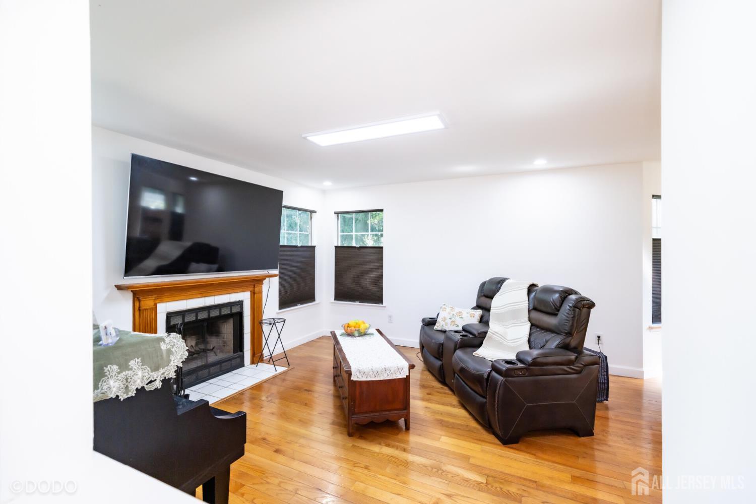 86 Gordon Avenue Lawrence NJ 08648
