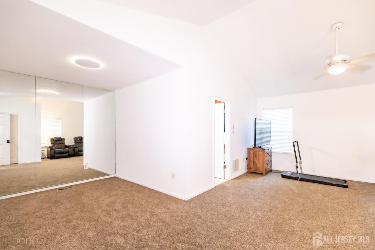 86 Gordon Avenue Lawrence NJ 08648