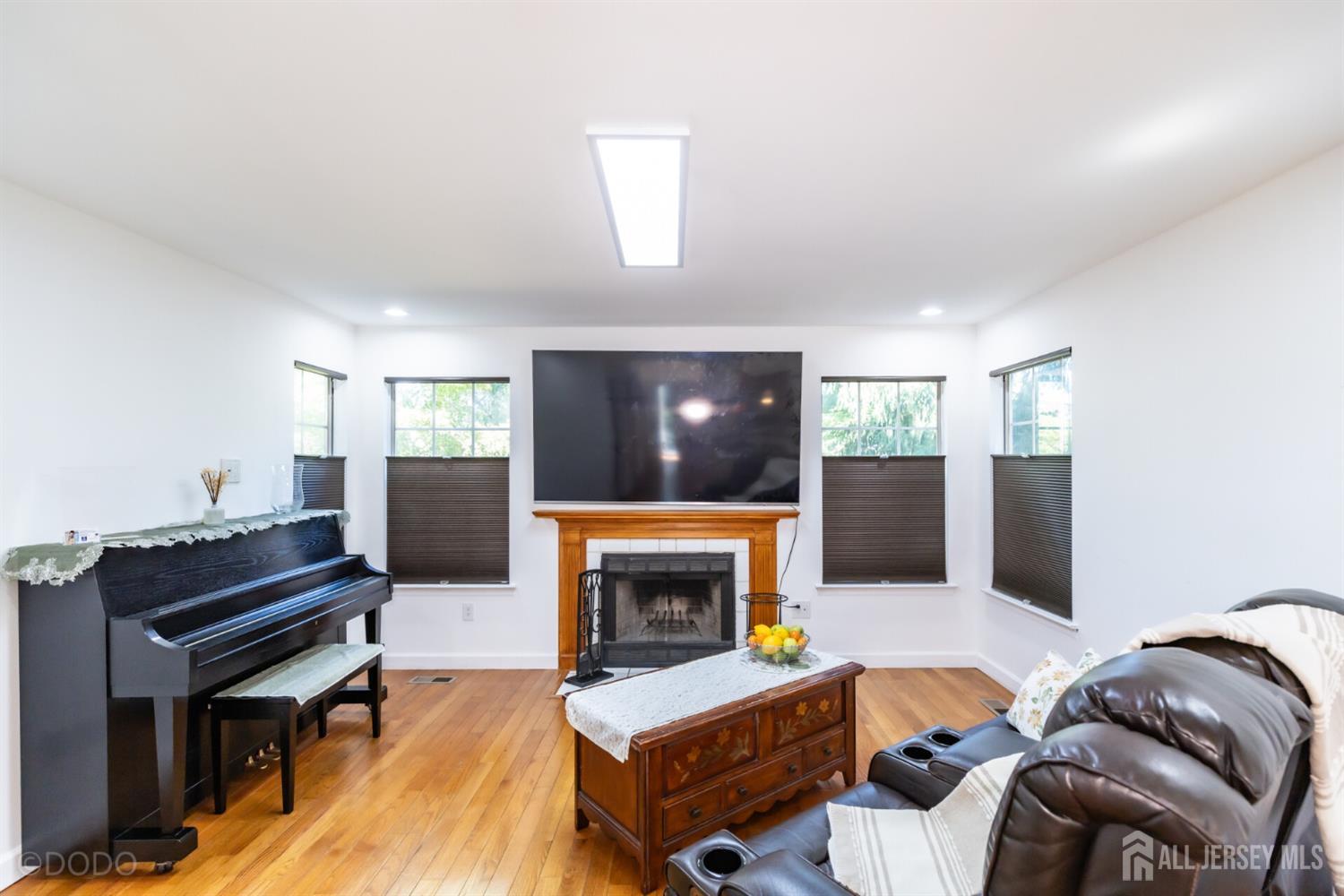 86 Gordon Avenue Lawrence NJ 08648