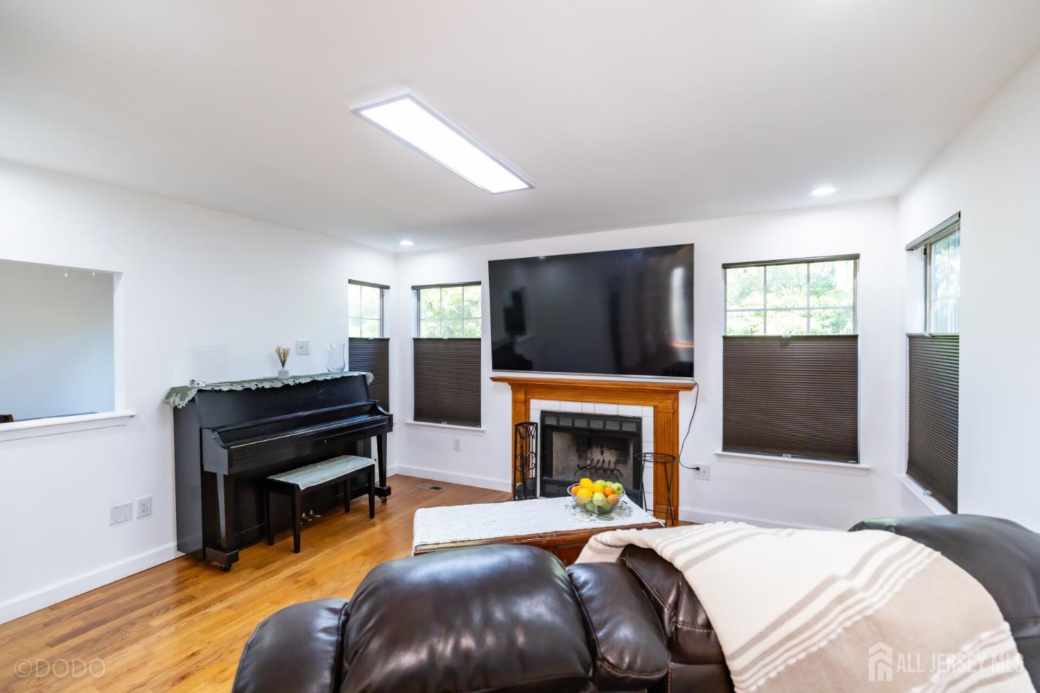 86 Gordon Avenue Lawrence NJ 08648