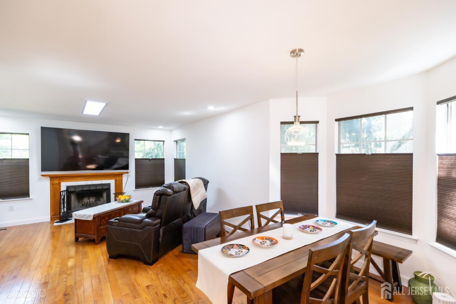 86 Gordon Avenue Lawrence NJ 08648