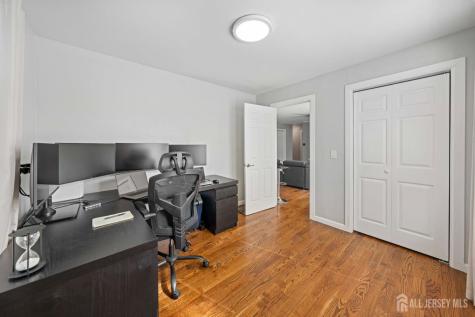 2706 Lighthouse Lane Parlin NJ 08859