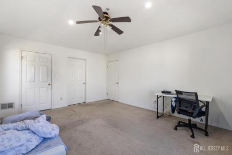 1131 Waterford Drive Edison NJ 08817