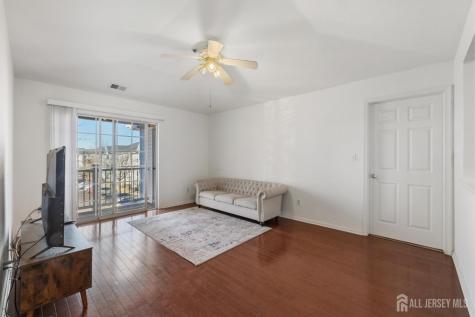 1131 Waterford Drive Edison NJ 08817
