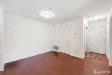 1131 Waterford Drive Edison NJ 08817