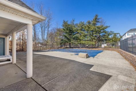 1131 Waterford Drive Edison NJ 08817