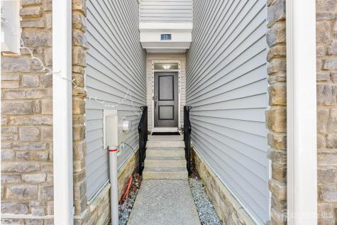 23 Clover Lane Monroe NJ 08831