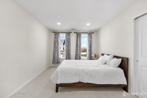 23 Clover Lane Monroe NJ 08831