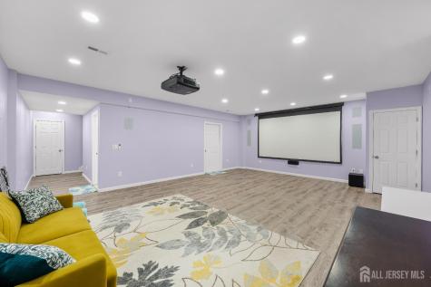 23 Clover Lane Monroe NJ 08831