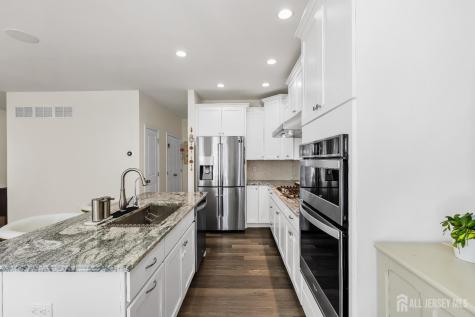 23 Clover Lane Monroe NJ 08831