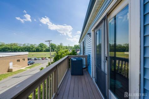 116 Peach Street Avenel NJ 07001