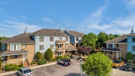 116 Peach Street Avenel NJ 07001