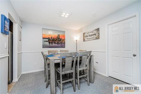 1310 Stoneridge Circle Helmetta NJ 08828