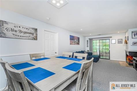 1310 Stoneridge Circle Helmetta NJ 08828