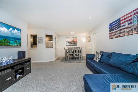1310 Stoneridge Circle Helmetta NJ 08828