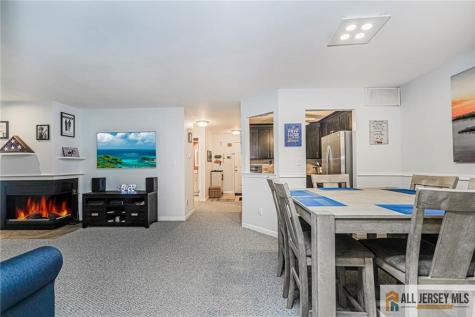 1310 Stoneridge Circle Helmetta NJ 08828