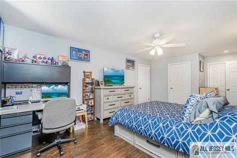 1310 Stoneridge Circle Helmetta NJ 08828