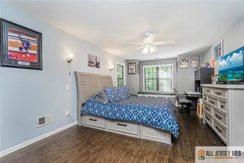 1310 Stoneridge Circle Helmetta NJ 08828