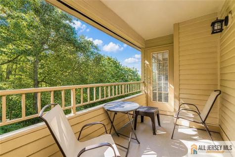 1310 Stoneridge Circle Helmetta NJ 08828