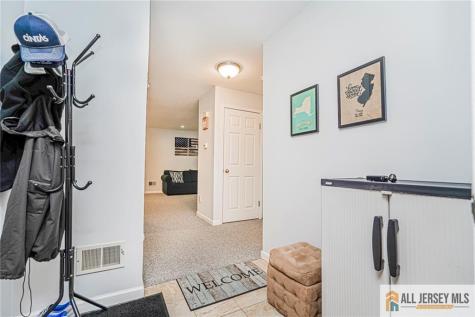1310 Stoneridge Circle Helmetta NJ 08828