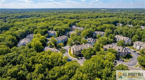 1310 Stoneridge Circle Helmetta NJ 08828