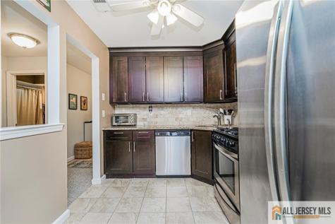 1310 Stoneridge Circle Helmetta NJ 08828