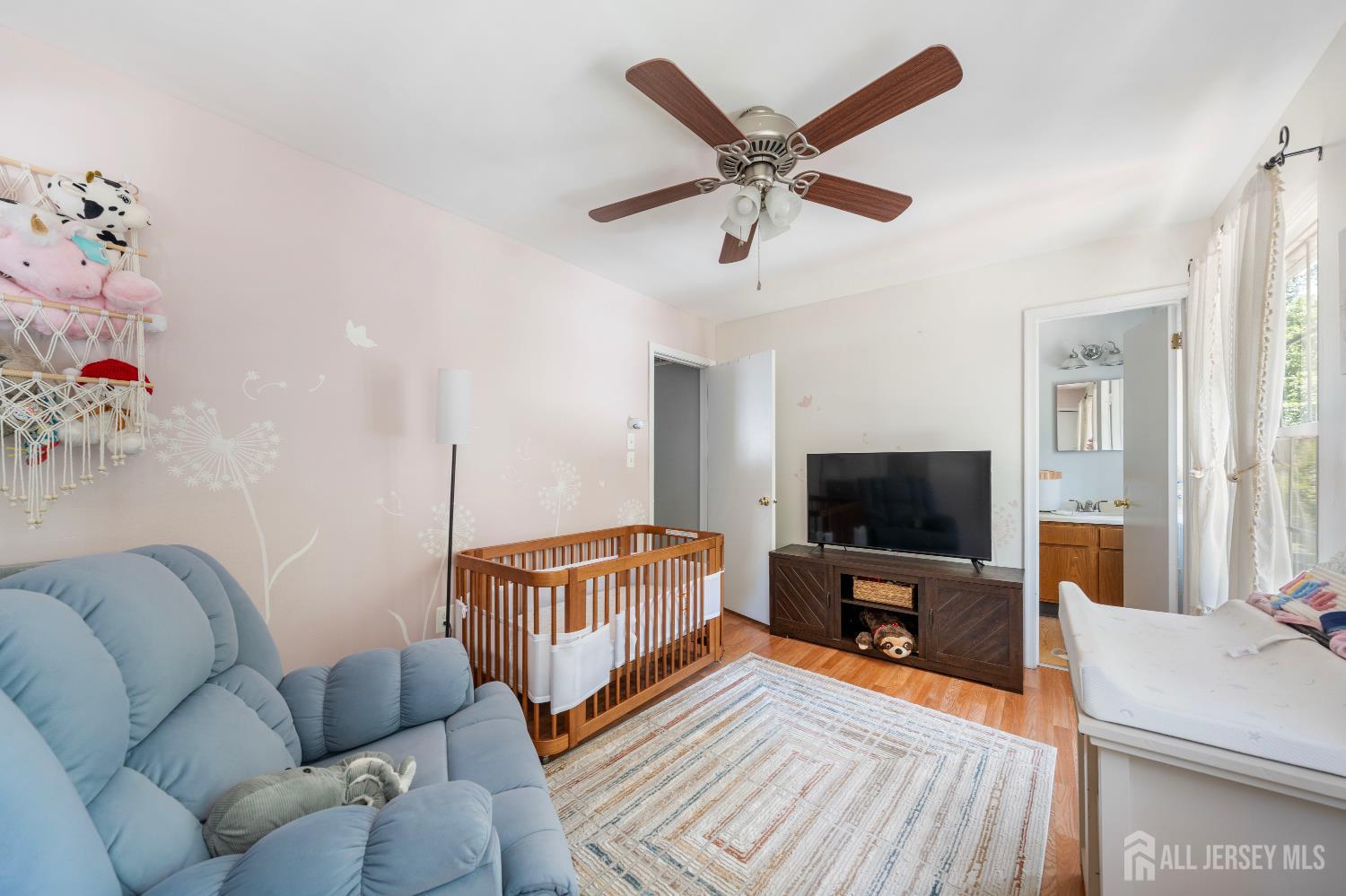 35 E Byrnes Lane E Sayreville NJ 08872